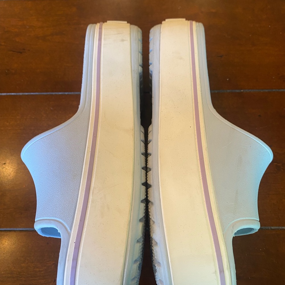Crocs slides - Picture 2 of 4